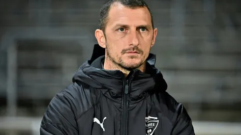 Relegation-threatened Nimes sack coach Arpinon