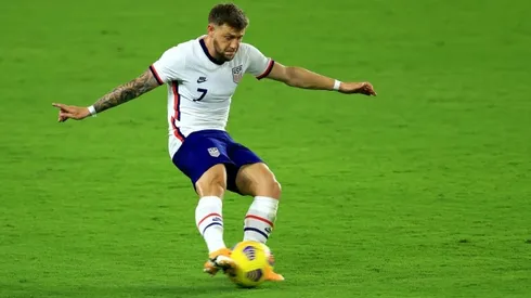 US international Arriola seals Swansea loan deal