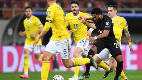 Gnabry seals Germany win in Bucharest as team stages fresh rights protest