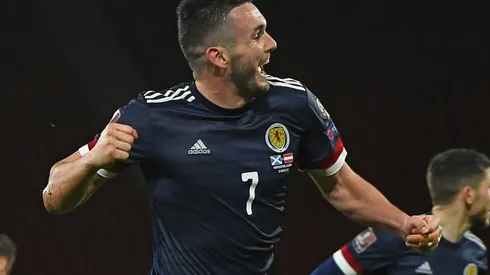 McGinn stunner saves Scotland in draw with Austria