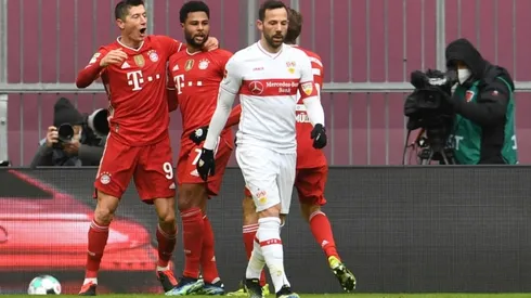 Lewandowski hits hat-trick as 10-man Bayern thrash Stuttgart