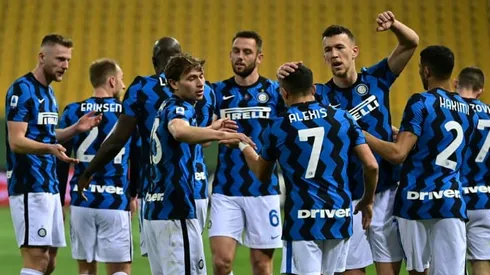 'Like a lion' Sanchez hits brace to send Inter six points clear