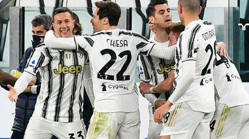 Juve boost hopes of 10th straight title with win over Spezia