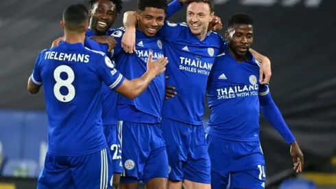 Leicester crush West Brom to boost top four chances