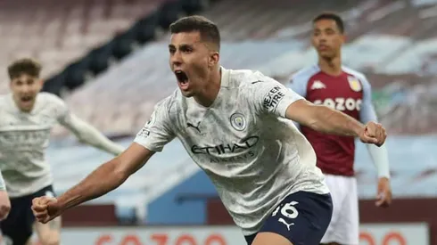 Gritty Man City move closer to Premier League title