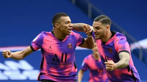 Late hero Icardi fires PSG a point behind leaders Lille