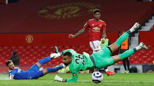 Solskjaer blames stadium wrap for Man Utd's Old Trafford woes