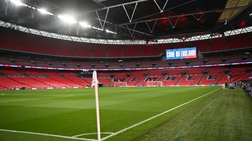 Supporters face three coronavirus tests to attend League Cup final