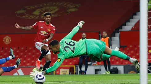 Man Utd fightback beats Brighton to cut Man City lead