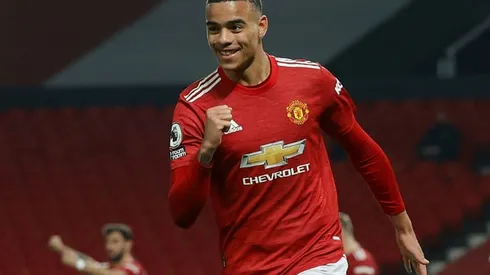 Man Utd bounce back to beat Brighton, Spurs held by Newcastle