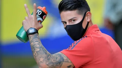 Everton hit back over James fitness row