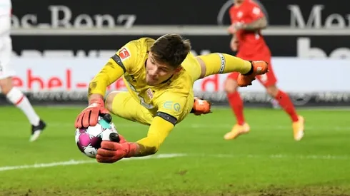 Dortmund sign Swiss goalkeeper Kobel from Stuttgart