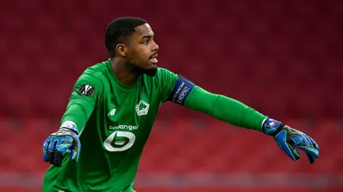 AC Milan snap up Lille goalkeeper Maignan in five-year deal
