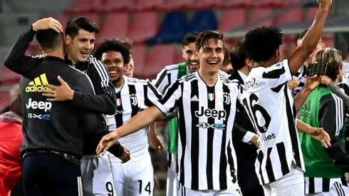 Juventus and AC Milan qualify for Champions League, Napoli miss out