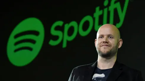 Spotify boss says bid for Arsenal rejected, remains 'interested'