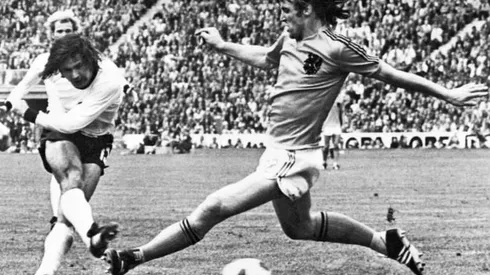 'Bomber' Mueller remains legend to Lewandowski and Bayern