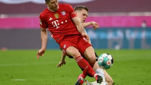 Bayern wait on record-chasing Lewandowski as top-four race hots up