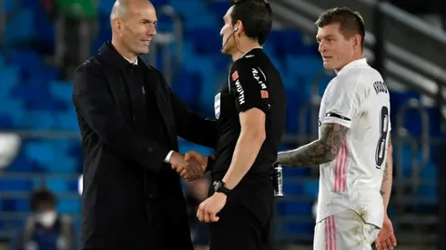 Real Madrid strike late but title hopes hit by dramatic Sevilla draw