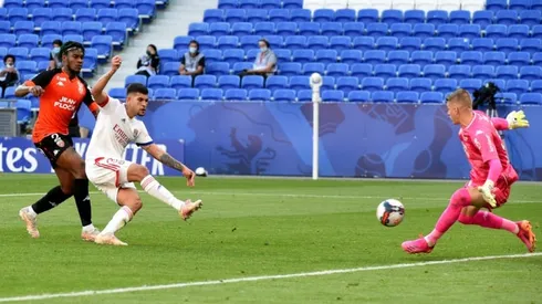 Lyon thrash Lorient to move into Ligue 1 top three