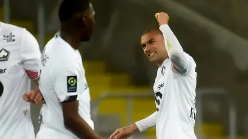 Lille win derby at Lens to tighten grip on Ligue 1 lead