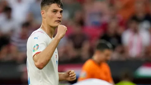 Czechs upset 10-man Netherlands to reach Euro 2020 quarter-finals