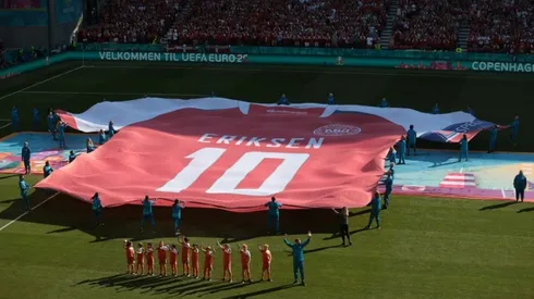 Premier League to donate 2,000 defibrillators to grassroots football