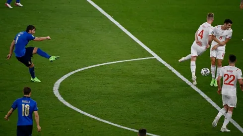 Dumfries, Locatelli among five stars from Euro 2020 group stage