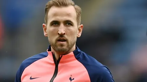 Spurs chairman Levy warns Kane over exit talk