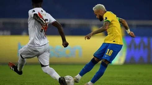 Emotional Neymar inspires Brazil into Copa quarters after Peru cruise