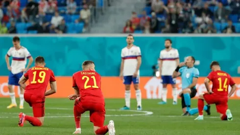 Belgium team take knee, Russians stand before Euro 2020 opener