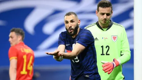 'Good omen' for Benzema despite penalty miss on France return