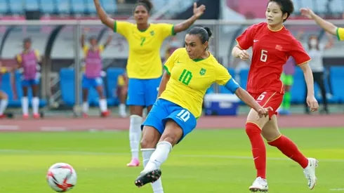 Pele hails 'much more than footballer' Marta after Olympics landmark