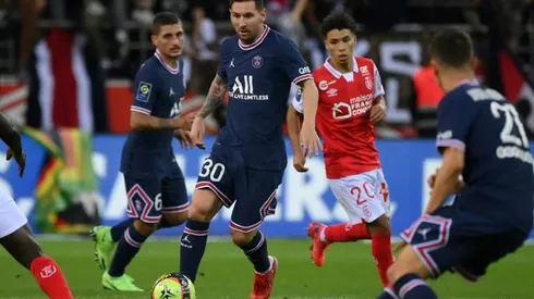 Messi makes PSG debut off bench in Ligue 1 game at Reims