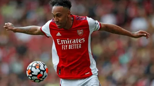 Aubameyang treble lifts Arsenal gloom in League Cup