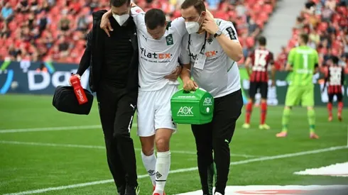 Gladbach injury woes mount as Lainer suffers broken leg