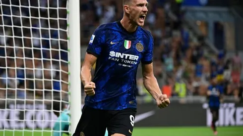 Inter Milan open title defence with Genoa thumping