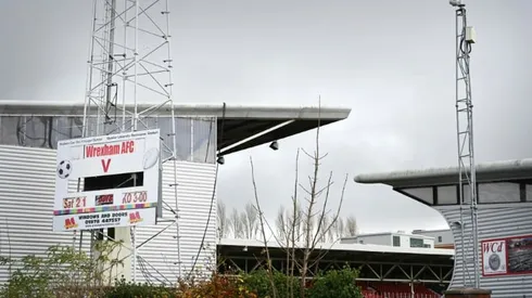 Film stars bring glamour to Welsh football