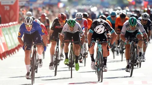 Philipsen wins Vuelta bunch sprint in baking Burgos