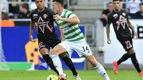 Celtic stroll into Europa League play-offs