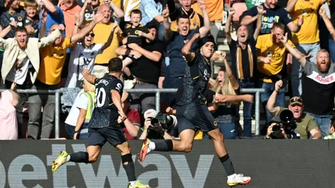 Jimenez strikes as Wolves sink Southampton