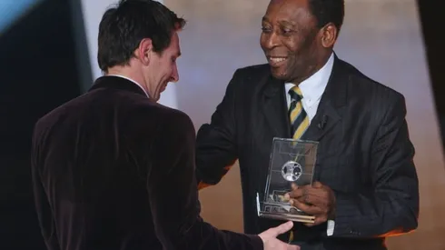 Pele sorry for delay in hailing Messi for breaking goals record