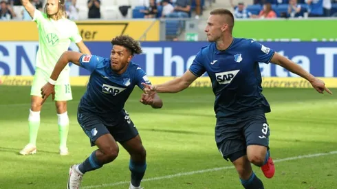Wolfsburg crash at Hoffenheim to leave Bayern 3 points clear