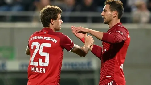 10-man Bayern win at Fuerth to open 3-point Bundesliga lead