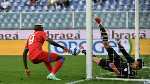 Perfect Napoli surge back to top of Serie A