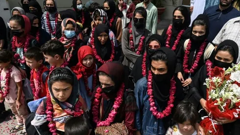 Afghan girls' football team flees to Pakistan