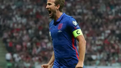 Poland strike late to leave England with work to do