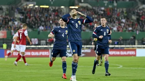 Scotland beat Austria to revive World Cup dream