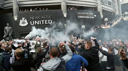 Newcastle launch new era as Man Utd grapple with injuries