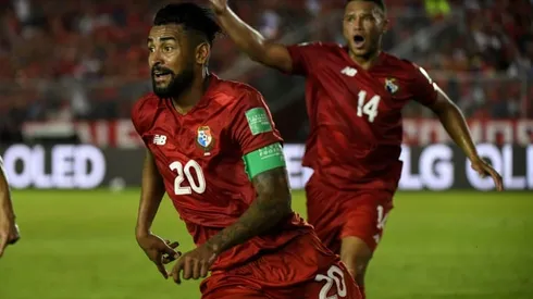 Panama upset USA in World Cup qualifying, Mexico go top