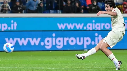 Title is Milan’s ‘only aim’ after staying on heels of Napoli